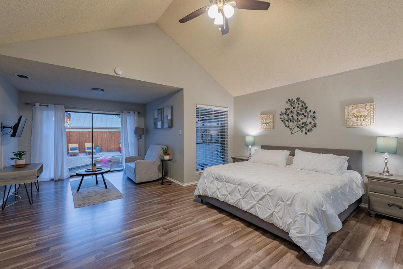 Fun 'N Sun Heated Pool & Gameroom By Fiesta Texas Σαν Αντόνιο Εξωτερικό φωτογραφία