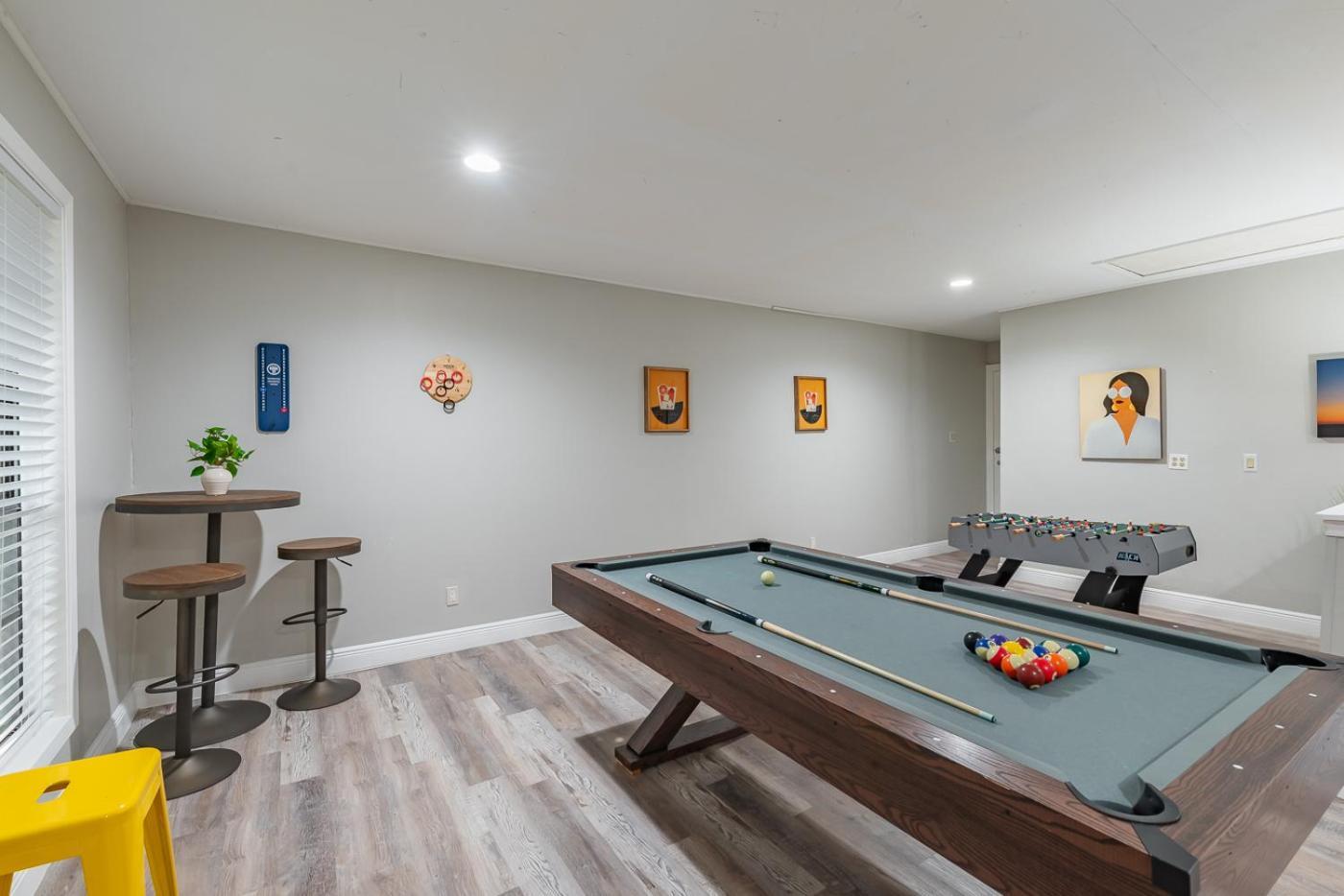 Fun 'N Sun Heated Pool & Gameroom By Fiesta Texas Σαν Αντόνιο Εξωτερικό φωτογραφία