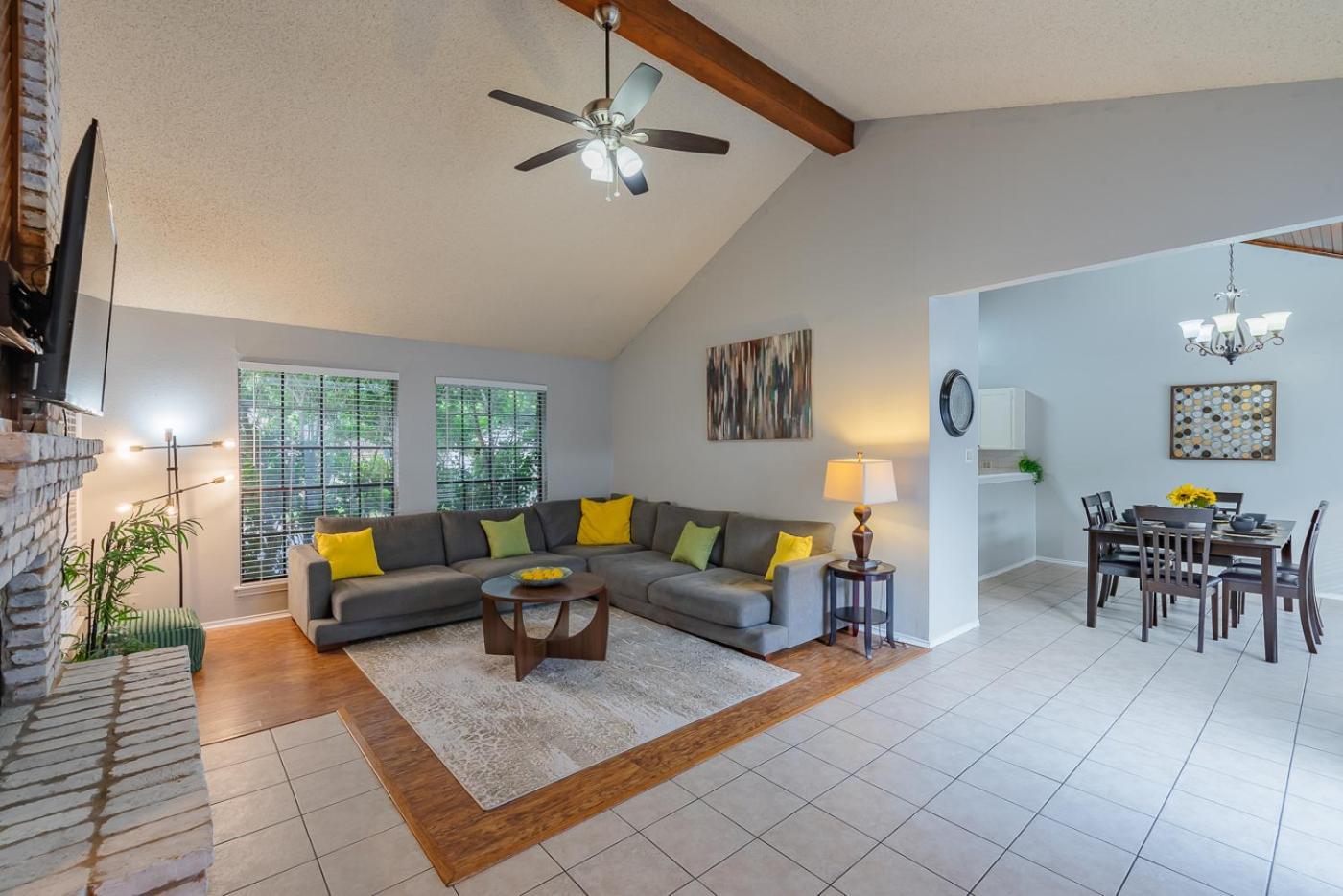 Fun 'N Sun Heated Pool & Gameroom By Fiesta Texas Σαν Αντόνιο Εξωτερικό φωτογραφία