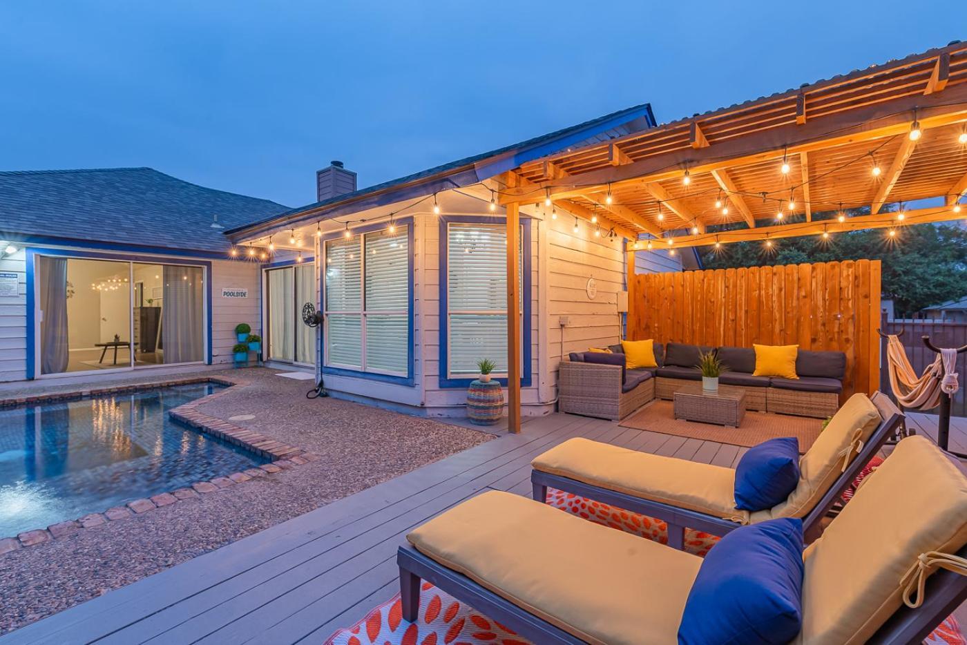 Fun 'N Sun Heated Pool & Gameroom By Fiesta Texas Σαν Αντόνιο Εξωτερικό φωτογραφία