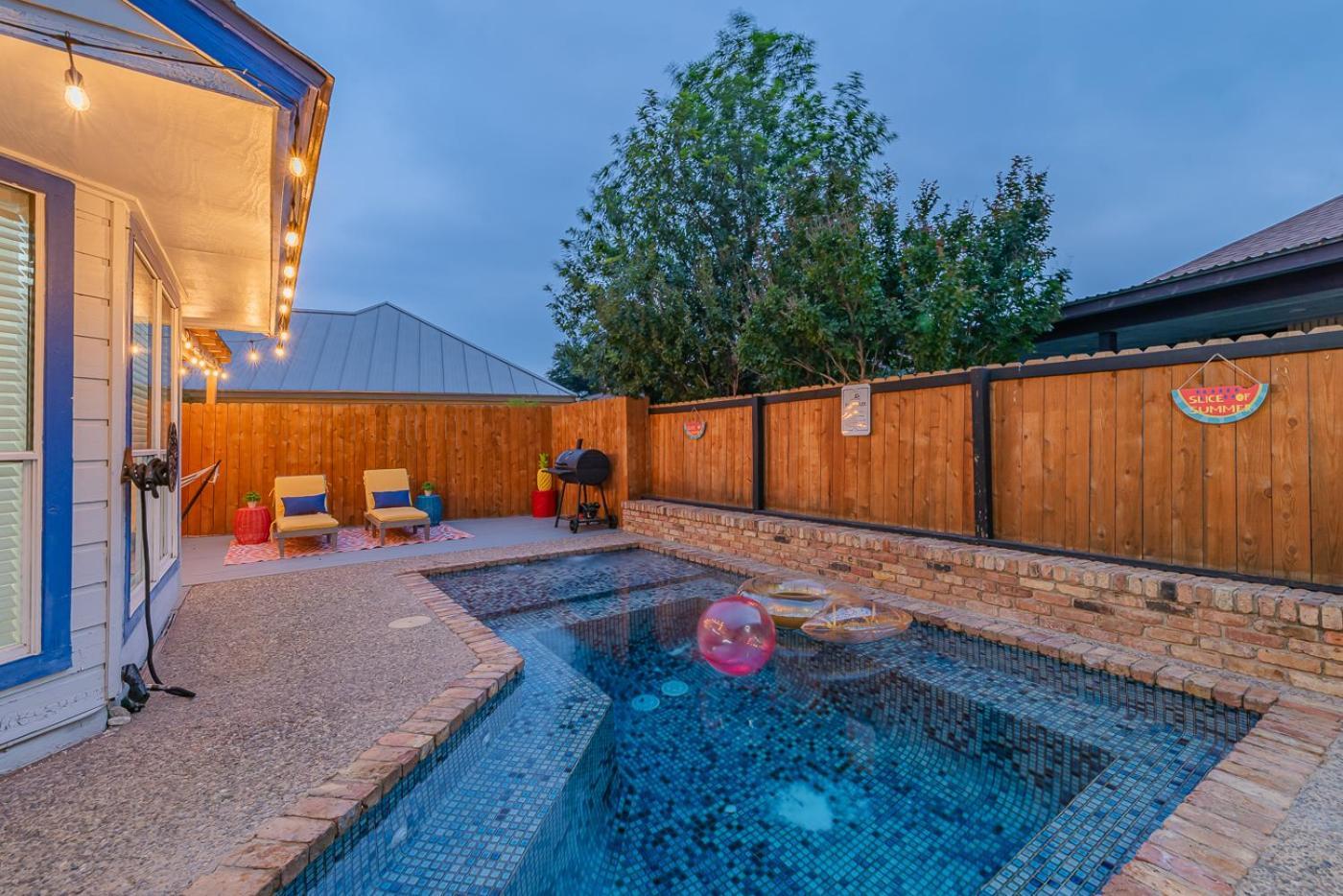 Fun 'N Sun Heated Pool & Gameroom By Fiesta Texas Σαν Αντόνιο Εξωτερικό φωτογραφία